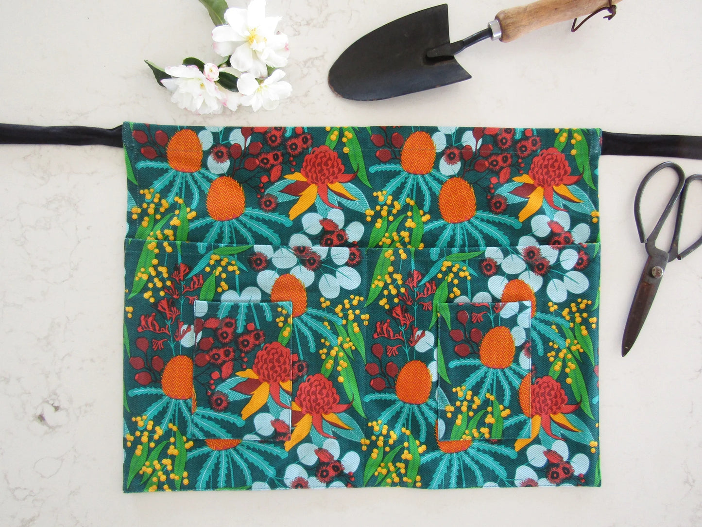 Gardeners Waist Apron Native Florals